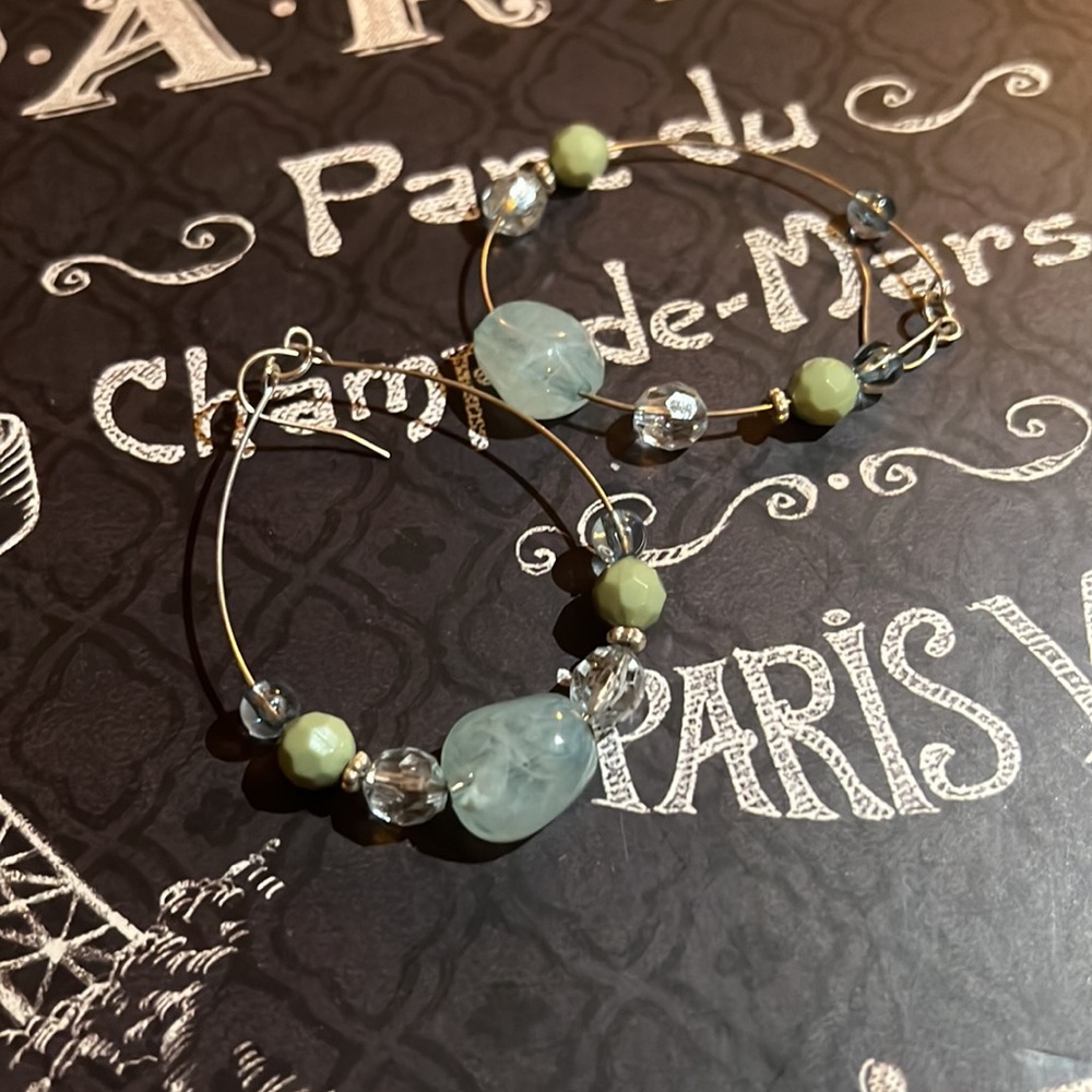 Assorted Turquoise Necklaces and Earrings - Picture 4 of 7